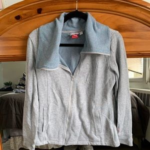 Never worn PUMA zip up.